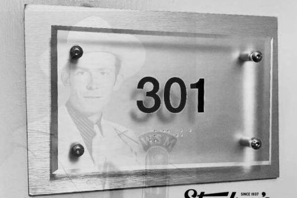 Hank Williams haunted room number 301 promotional advertising picture