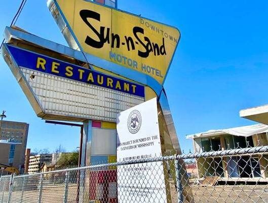 Sun & Sand Motel Sign promotional advertising picture