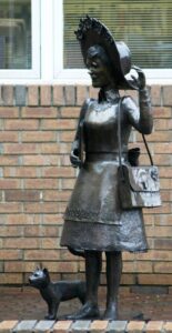 Statue of Peggy Parish's character, Amelia Bedelia.