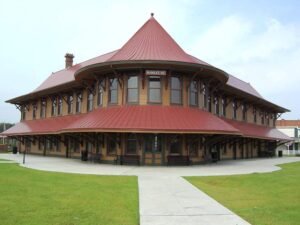 Picture of the exterior of the Hamlet Depot and Museums